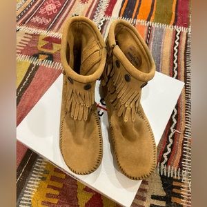 Minnetonka Moccasin